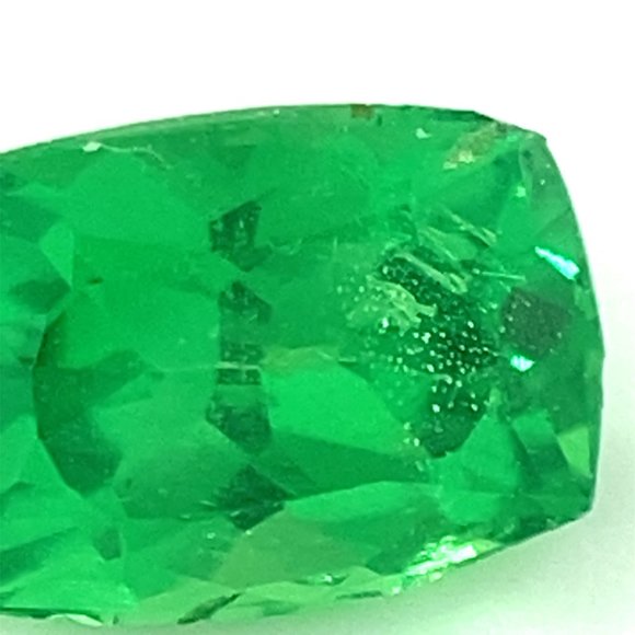 Tsavorite Green Garnet .74ct - Picture 6 of 6